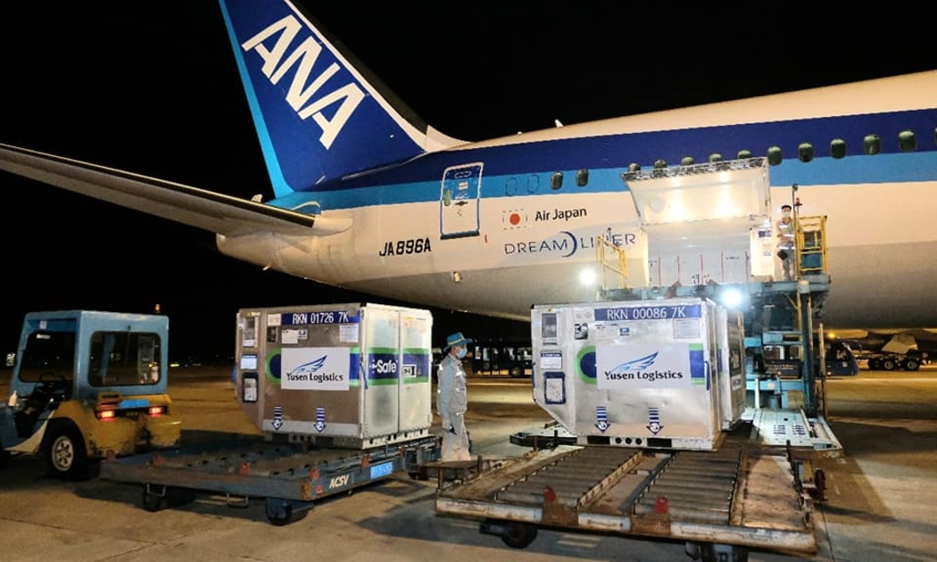 Gần 1 triệu liều phòng Covid-19 của Chính phủ Nhật Bản tặng về Việt Nam ngày 16/6.