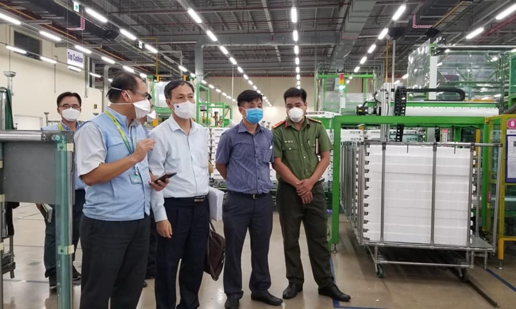 Đoàn kiểm tra tại Công ty Samsung – SEHC, Khu Công nghệ cao TP.HCM.