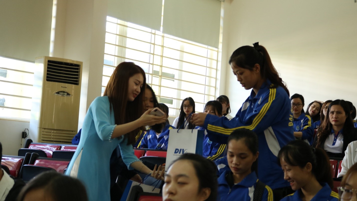 Bảo hiểm tiền gửi Việt Nam tổ chức tuyên truyền chính sách bảo hiểm tiền gửi tại Đại học Thái Nguyên.