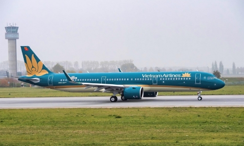 Vietnam Airlines phát hành 800 triệu cổ phiếu lấy tiền trả nợ
