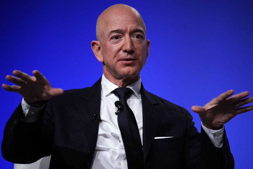 Tỷ phú Jeff Bezos - Ảnh: Getty Images