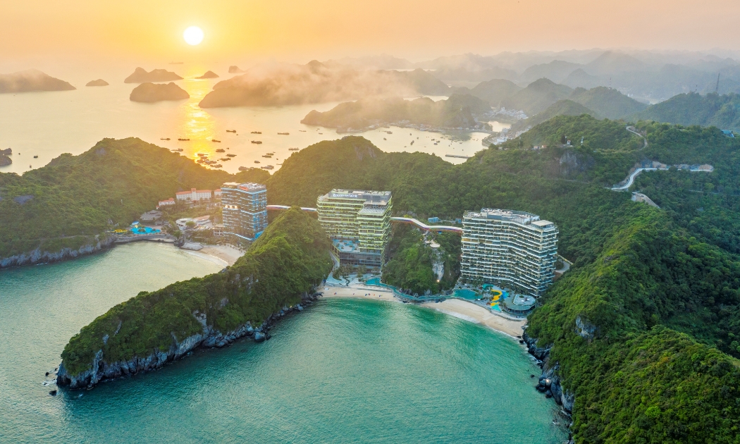 Flamingo Cát Bà sở hữu Tổ hợp phòng tiệc và hội nghị quy mô, hội tụ mọi yếu tố để mang lại những buổi hội nghị, hội thảo, sự kiện đẳng cấp của các doanh nghiệp.