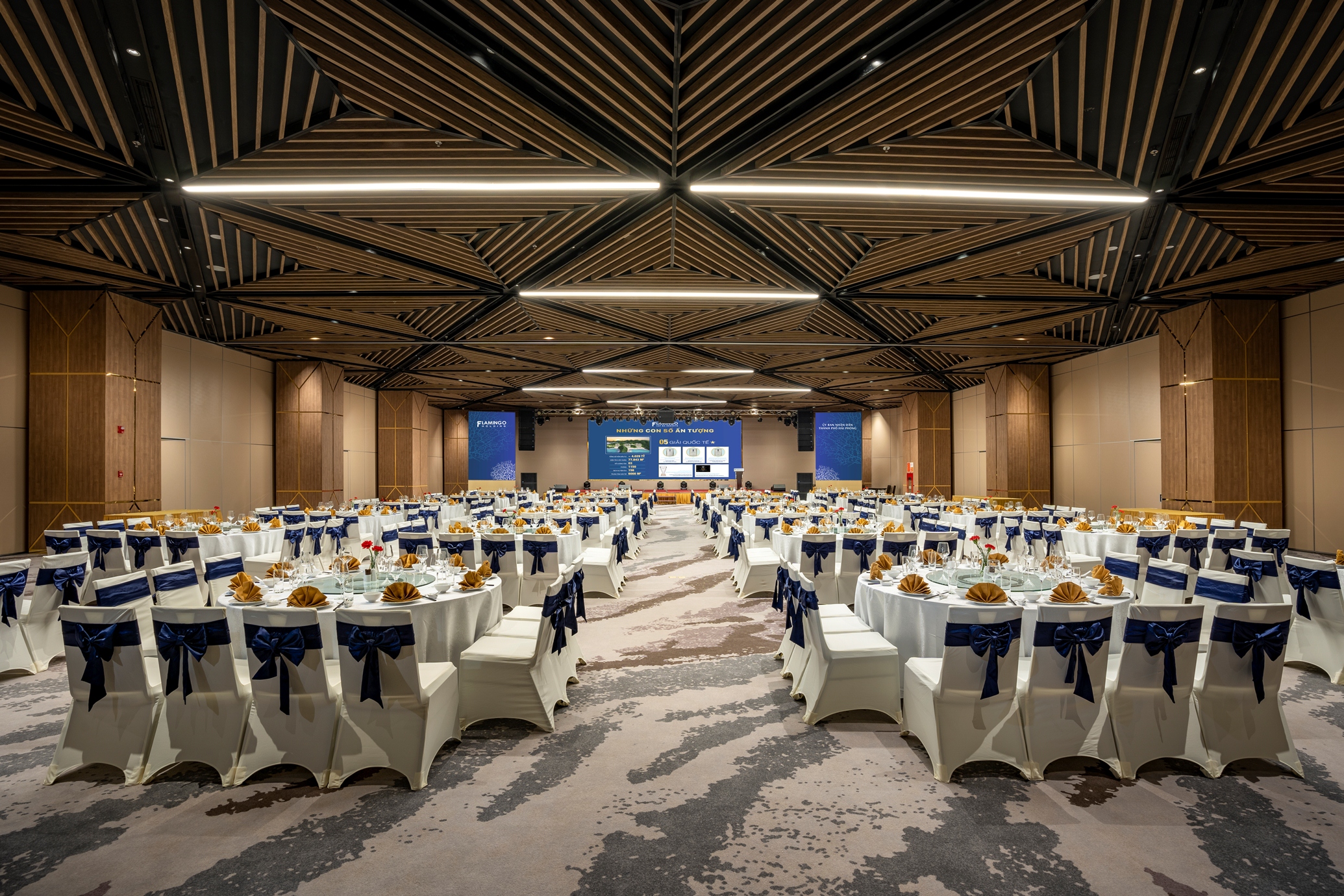 Flamingo C&aacute;t B&agrave; quy tụ tổ hợp ph&ograve;ng tiệc v&agrave; hội nghị quy m&ocirc; quy m&ocirc; tới 1.000 kh&aacute;ch.