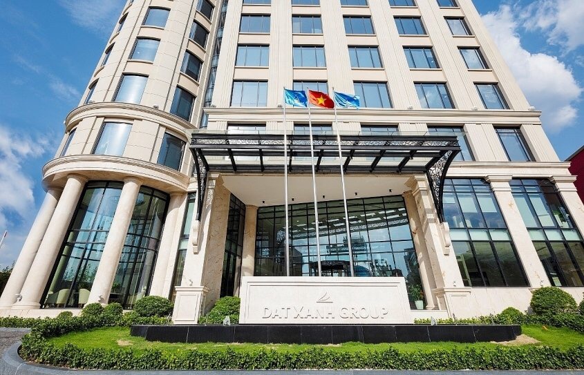 Tập đoàn Đất Xanh (DXG), lợi nhuận sau thuế 6 tháng đầu năm dựkiến vượt mốc 820 tỷ, đạt 63% kế hoạch năm.