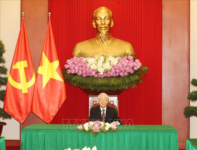 Tổng Bí thư Nguyễn Phú Trọng điện đàm với Tổng thống Hàn Quốc Moon Jae-in - Ảnh: TTXVN.