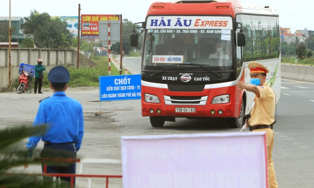 Hà Nội dừng toàn bộ hoạt động vận tải khách tới 37 tỉnh, thành phố từ 18/7.