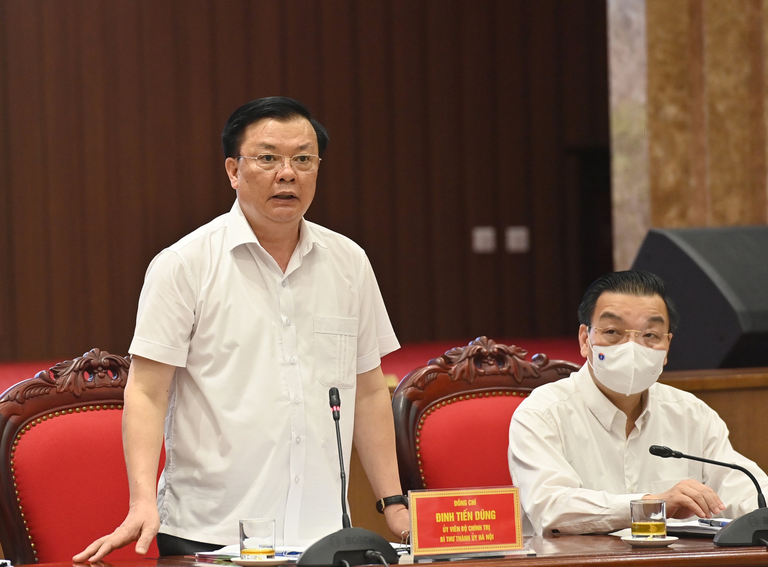 Bí thư Thành ủy Hà Nội Đinh Tiến Dũng phát biểu tại cuộc làm việc -Ảnh: VGP