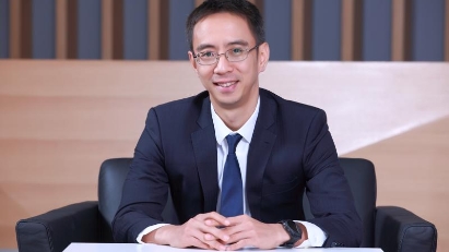 HSBC lowers growth forecast and predicts fluctuating exchange rate