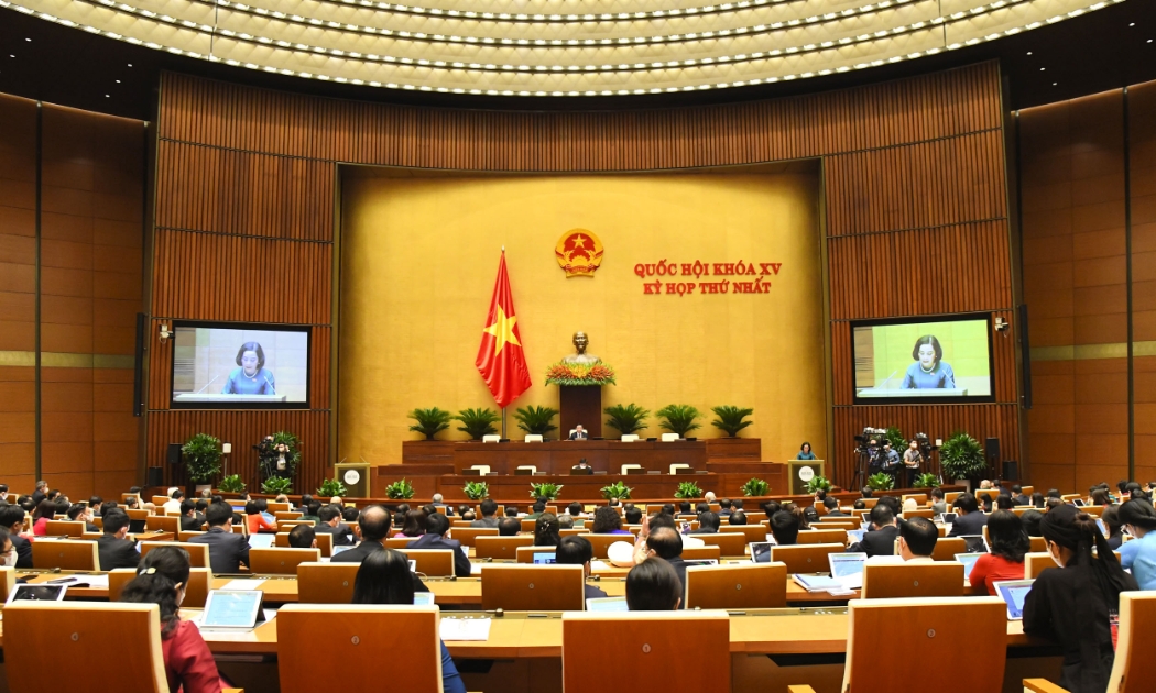 Quốc hội nghe báo cáo kết quả xác nhận tư cách đại biểu Quốc hội khóa XV - Ảnh: Quochoi.vn