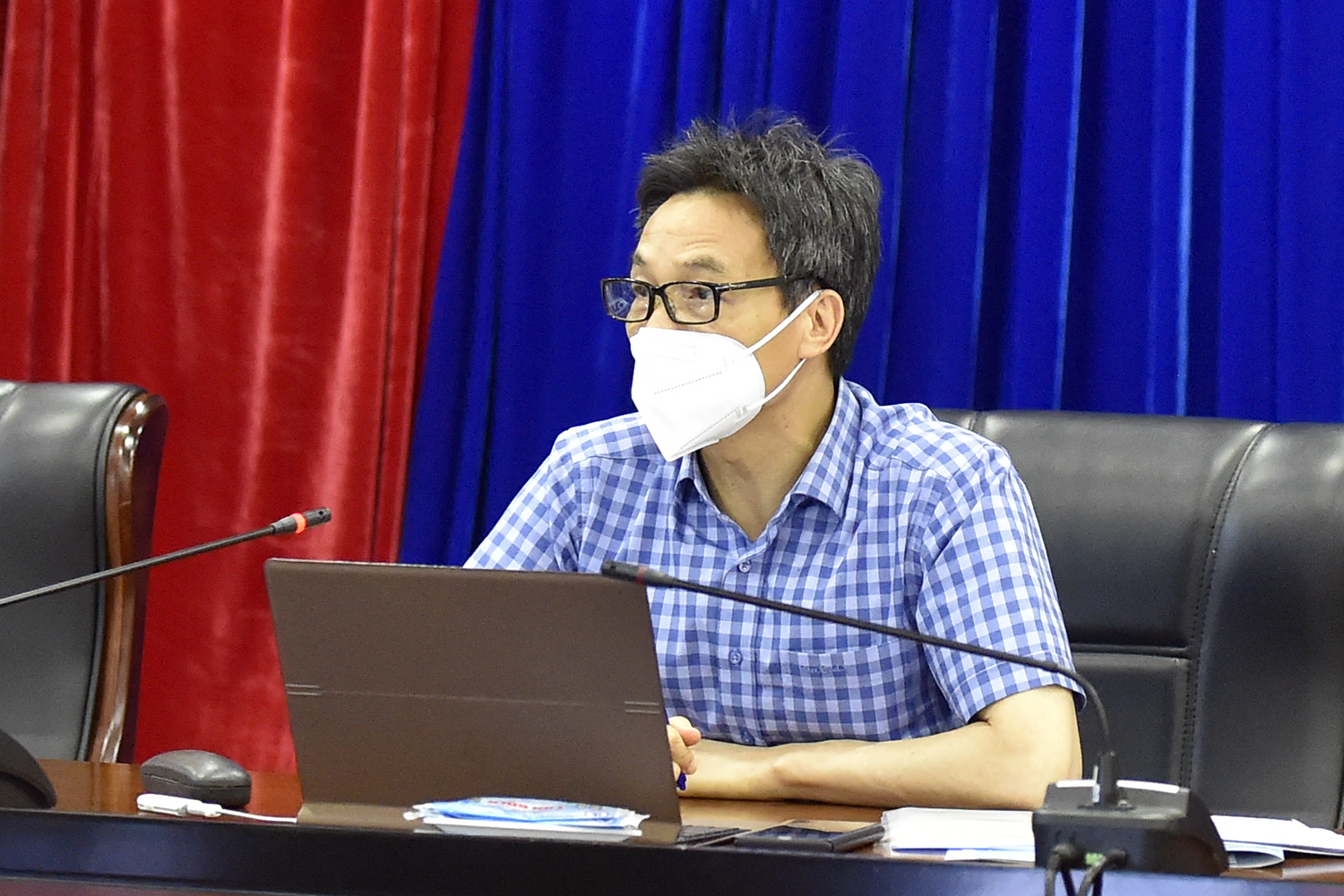 Phó Thủ tướng Vũ Đức Đam làm việc với tỉnh Bình Dương về công tác phòng, chống dịch chiều 20/7. Ảnh - VGP. 