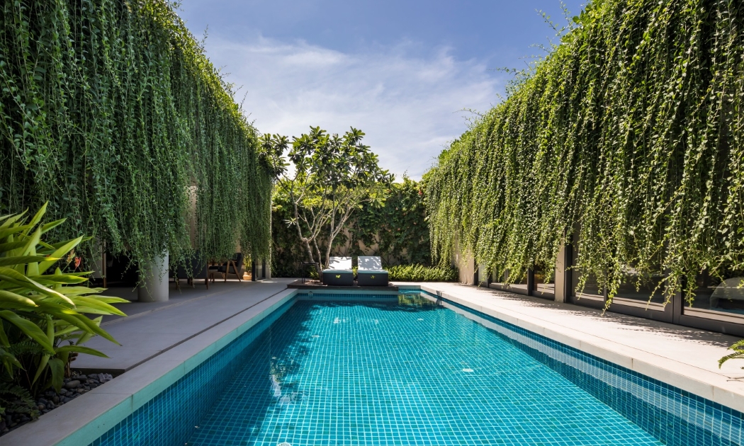 Wyndham Phú Quốc mang thiên nhiên vào không gian sống thông qua các mảng xanh tự nhiên.