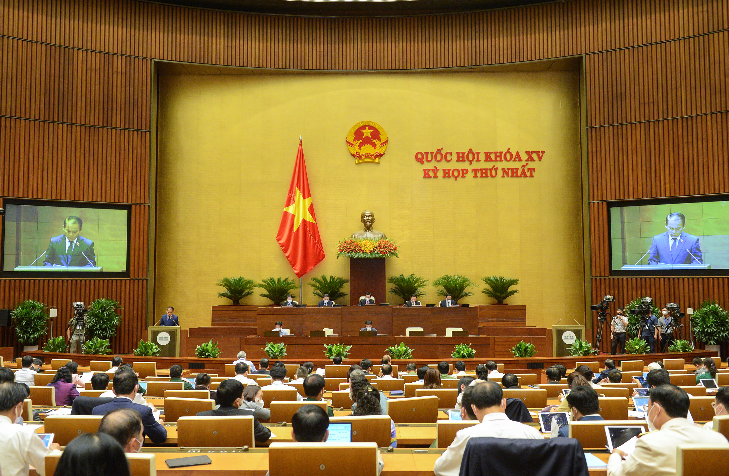 Toàn cảnh phiên họp chiều 21/7 - Ảnh: Quochoi.vn