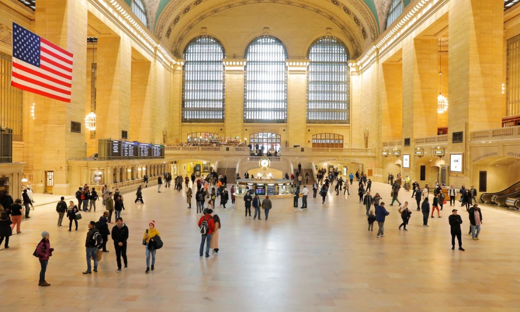 Quang cảnh nhà ga trung tâm Grand Central Station ở New York, Mỹ, tháng 3/2020 - Ảnh: Reuters.