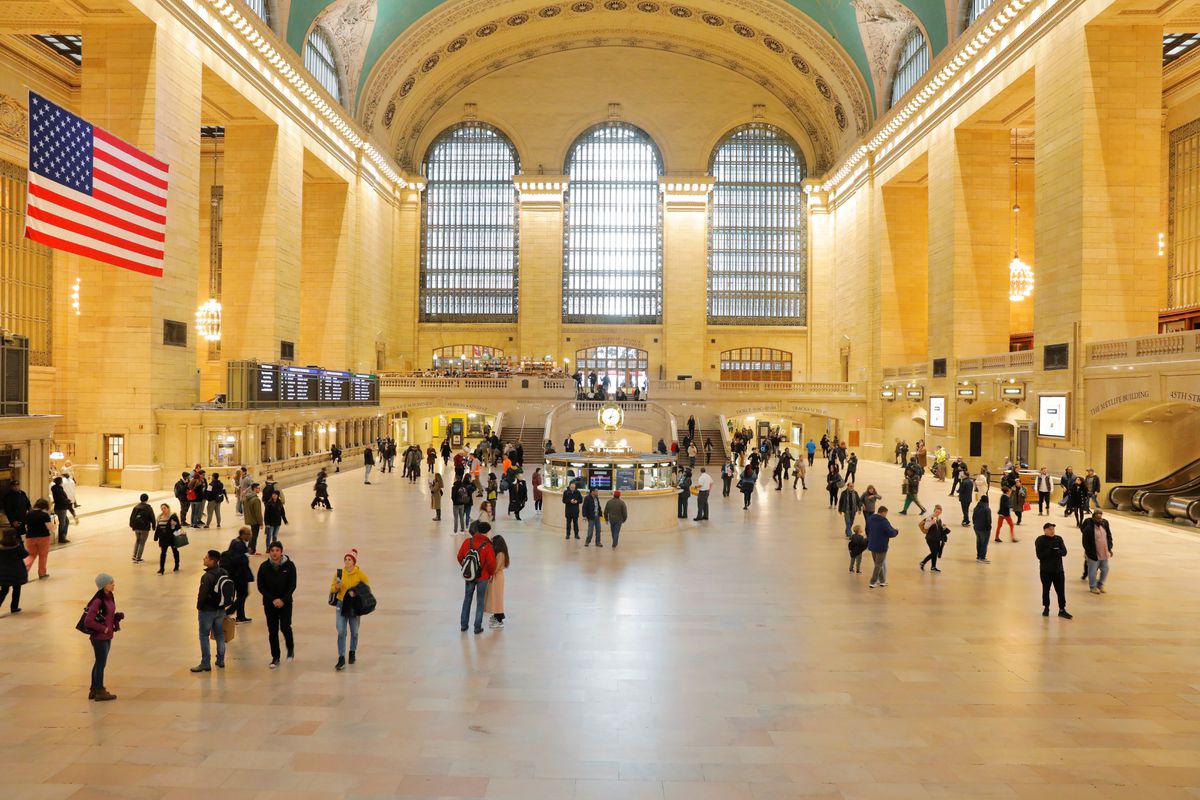 Quang cảnh nhà ga trung tâm Grand Central Station ở New York, Mỹ, tháng 3/2020 - Ảnh: Reuters.