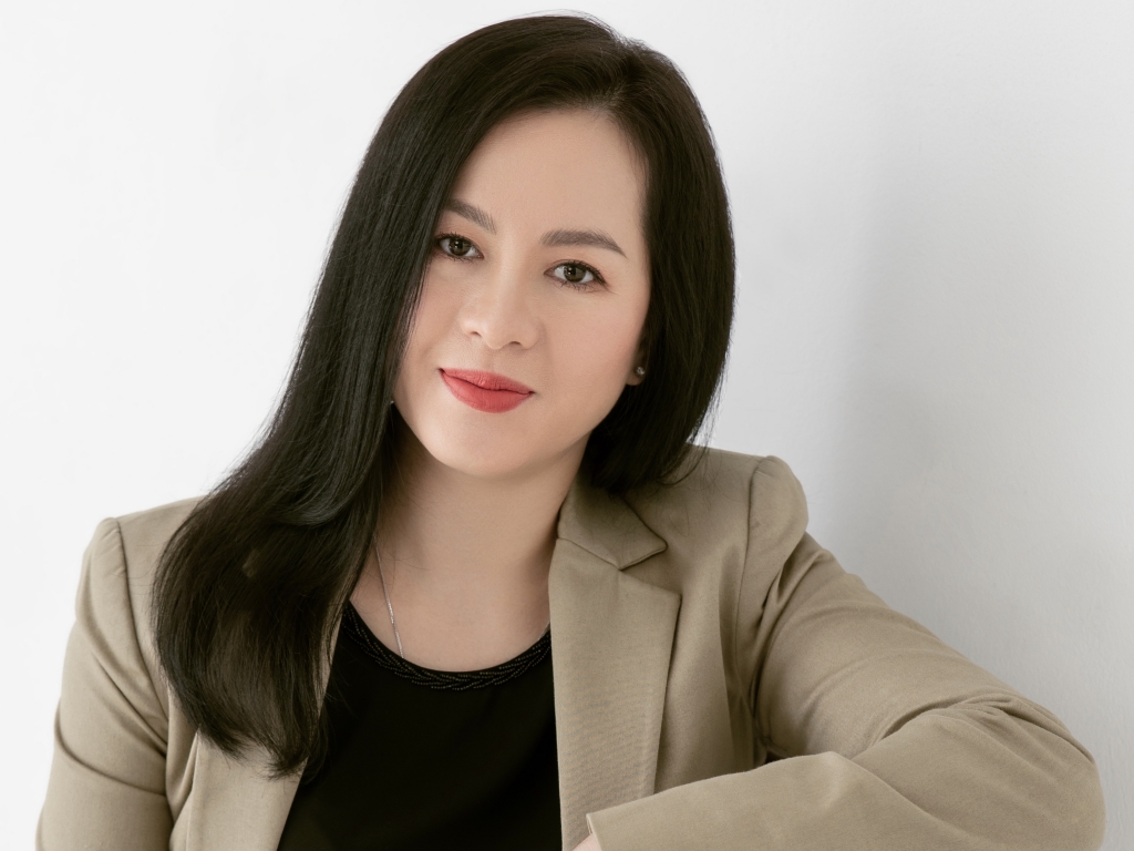 Bà Trần Mai Hương - tân Giám đốc Schneider Electric IT Việt Nam.
