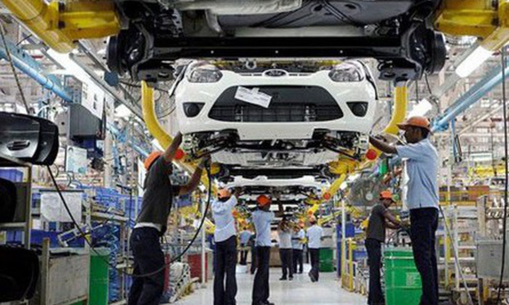 Năm 2020, số lượng xe sản xuất lắp ráp trong nước là 323.892 xe.