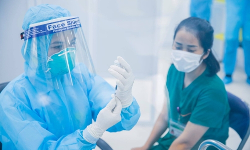 Bộ Y tế yêu cầu rà soát các đối tượng tiêm vaccine Covid-19 theo đúng quy định