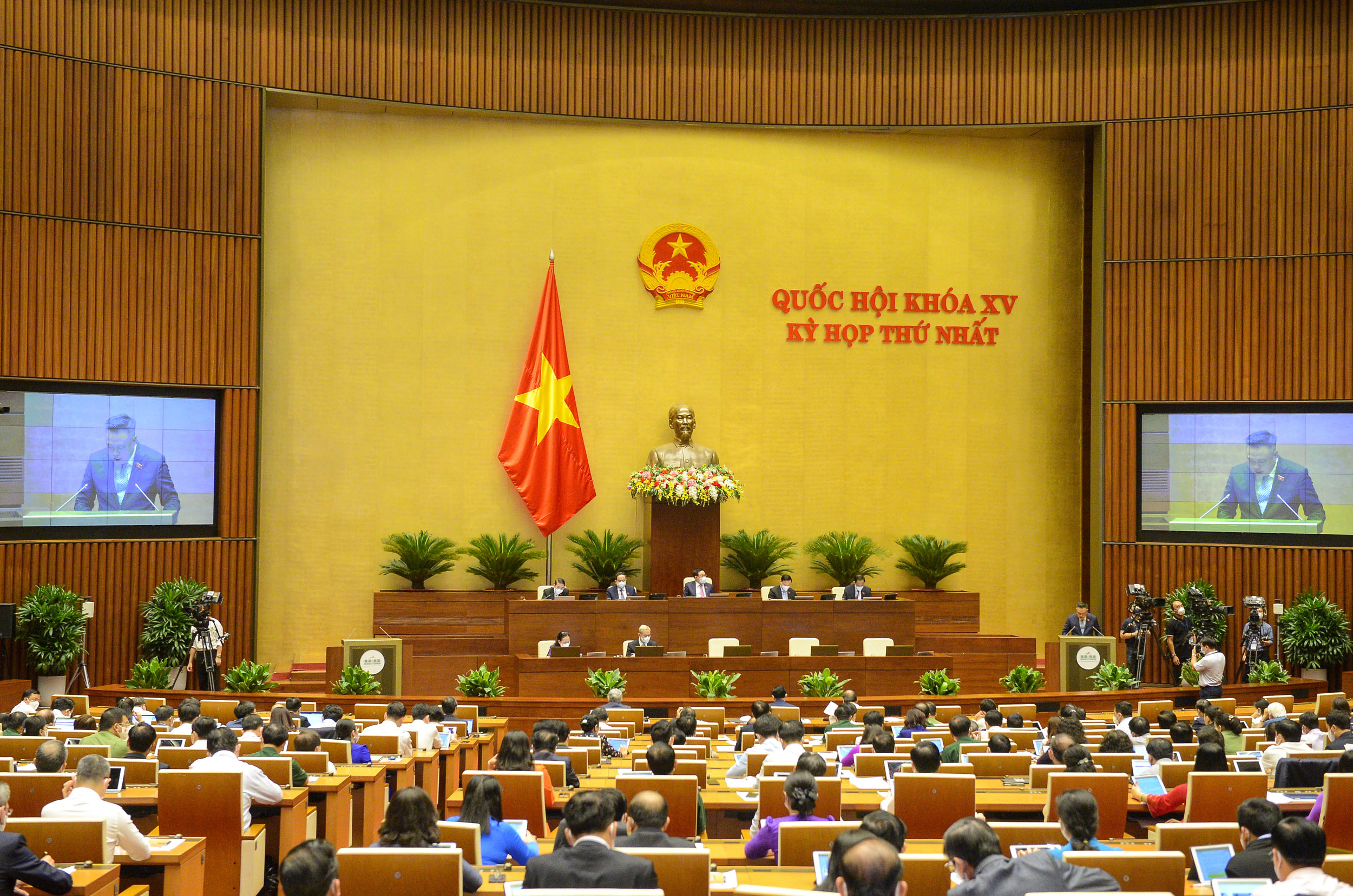 Quốc hội nghe báo cáo kiểm toán quyết toán ngân sách nhà nước năm 2019 - Ảnh: Quochoi.vn