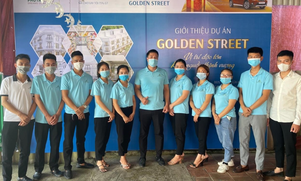 Hình ảnh trong buổi mở bán - Tuân thủ đúng các yêu cầu 5K phòng chống Covid-19.