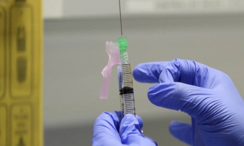 Nhật Bản là quốc gia đầu tiên phê chuẩn thuốc trị Covid-19