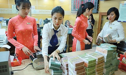 Lãi suất và tỷ giá trên thị trường liên ngân hàng cùng giảm mạnh