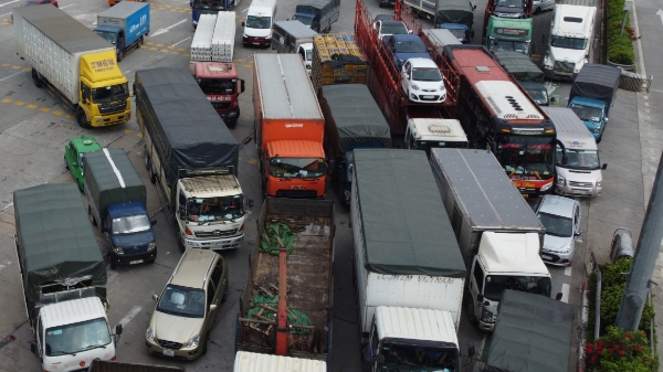 Nguy cơ đứt gãy, doanh nghiệp và người lao động bị kẹt cứng giữa các luồng xanh  