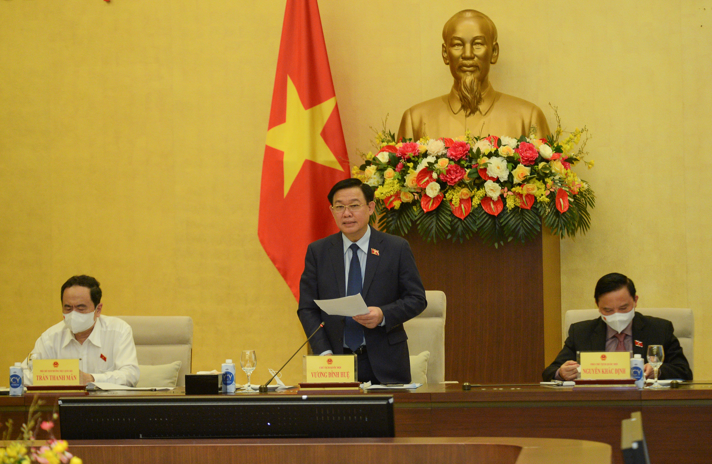 Chủ tịch Quốc hội Vương Đ&igrave;nh Huệ tại cuộc họp - Ảnh: Quochoi.vn