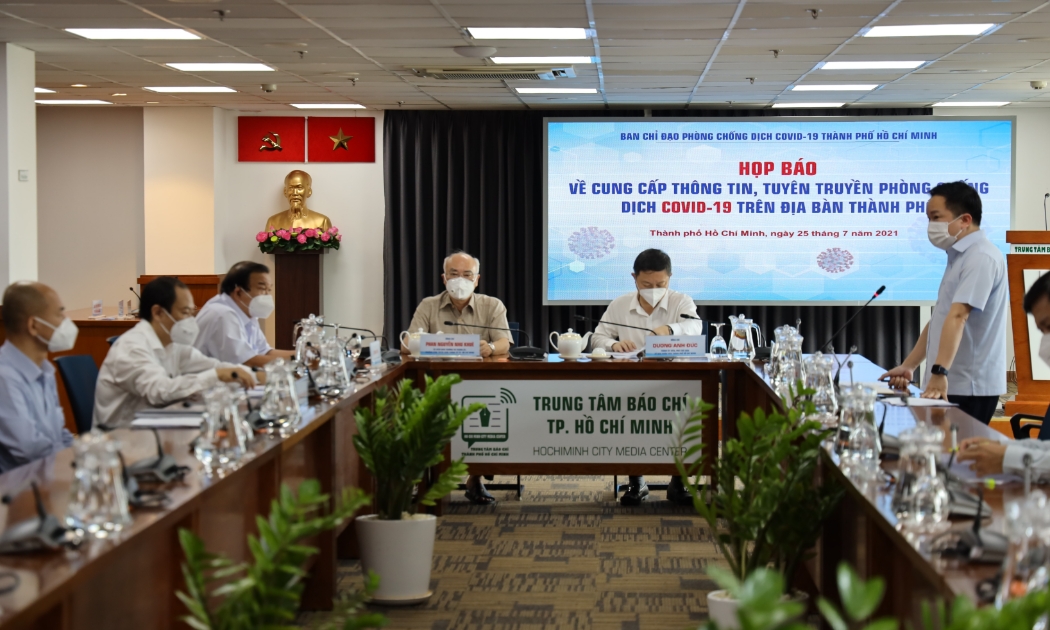 TP.HCM sẽ tăng cường các biện pháp thắt chặt di chuyển trong thành phố để hạn chế tốc độ lây lan.