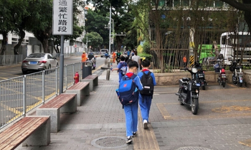 Ngành công nghiệp dạy thêm  120 tỷ USD của Trung Quốc chấn động vì lệnh cấm mới