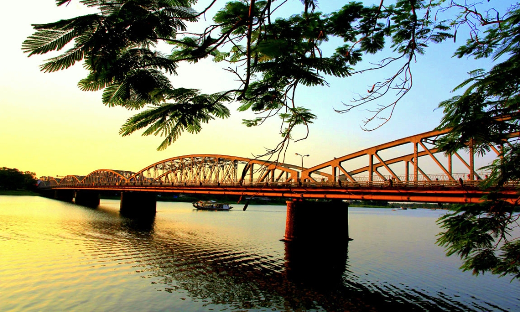 Xây dựng Thừa Thiên Huế trở thành thành phố trực thuộc Trung ương trên nền tảng bảo tồn và phát huy giá trị di sản.