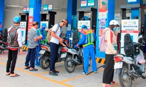 Xăng dầu đồng loạt giảm giá 