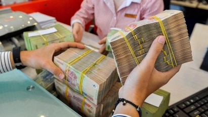 Banks posting huge profits amid pandemic