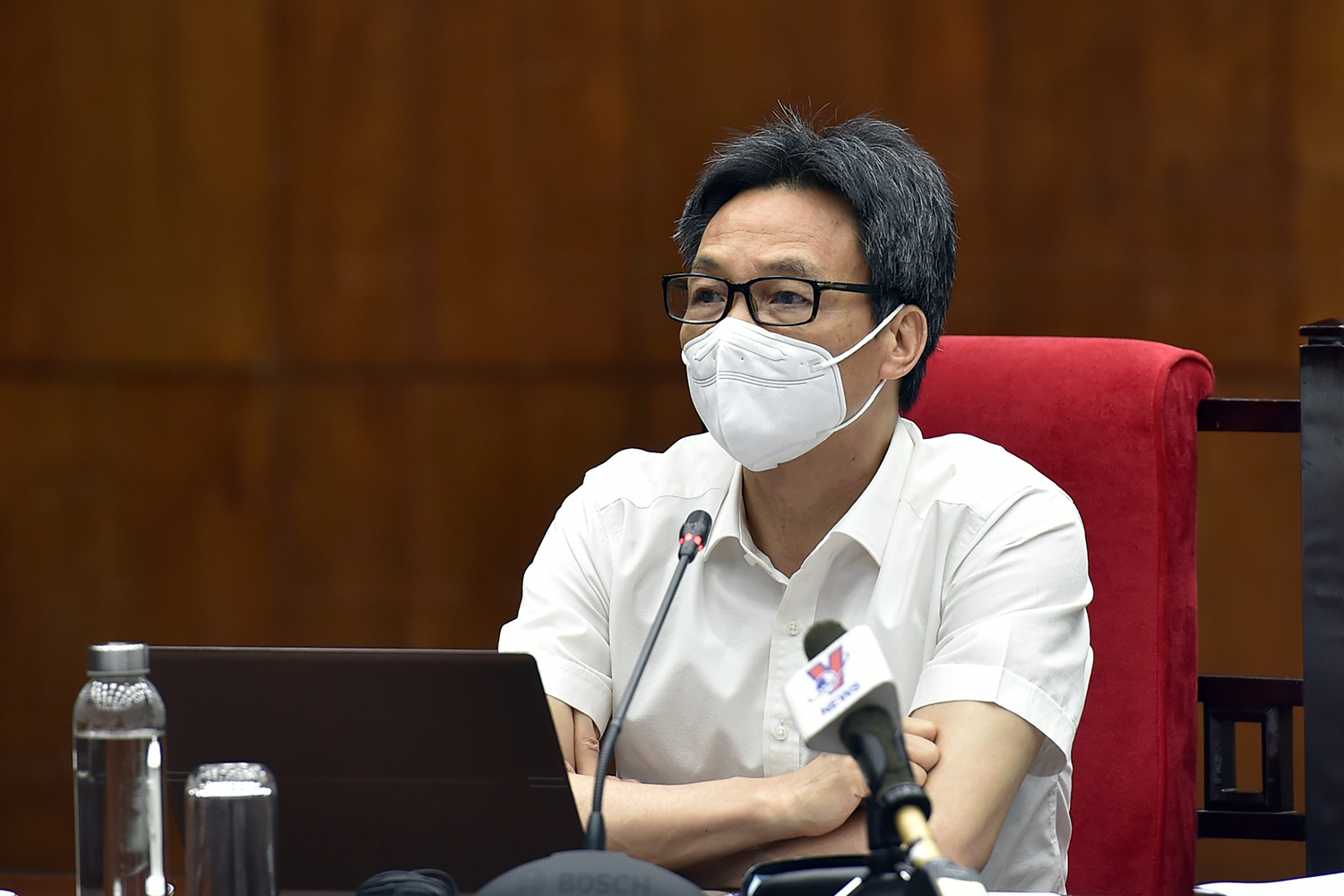 Phó Thủ tướng Vũ Đức Đam họp với 19 tỉnh, thành phố phía Nam đang thực hiện giãn cách xã hội theo Chỉ thị 16. Ảnh - VGP. 