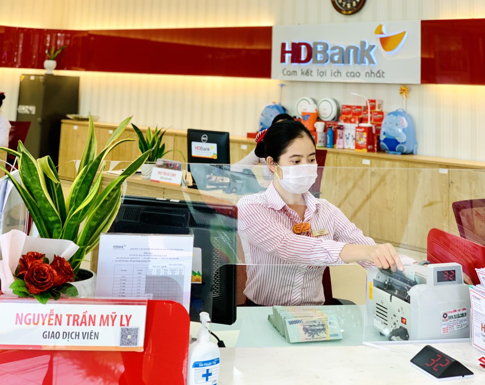 HDBank vừa triển khai chia cổ tức năm 2020 bằng cổ phiếu với tỷ lệ 25% cho cổ đông theo danh sách được chốt tại ngày 27/8/2021.