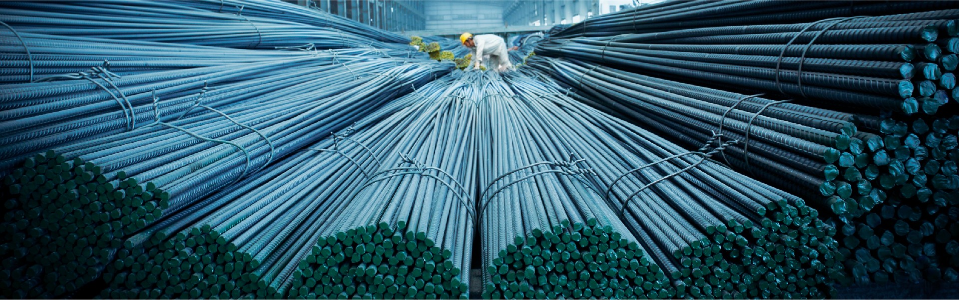 Thép xây dựng của HPG đạt 1,8 triệu tấn, tăng 22%, thị phần số 1 với 34,6%.