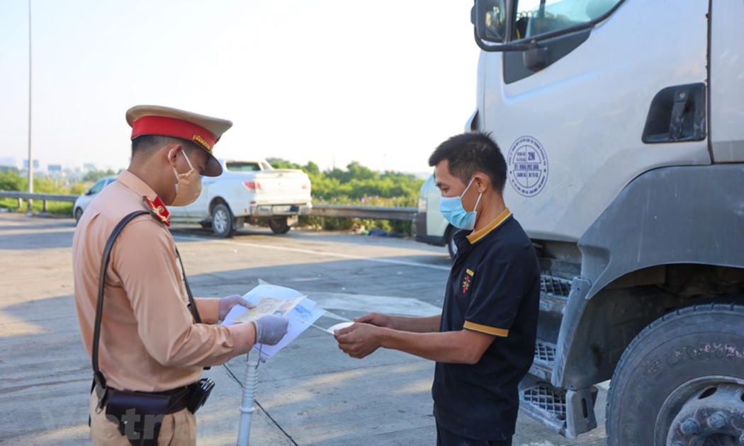 Bộ Công Thương tiếp tục nhận được phản ánh của một số doanh nghiệp gặp khó khăn trong hoạt động vận chuyển