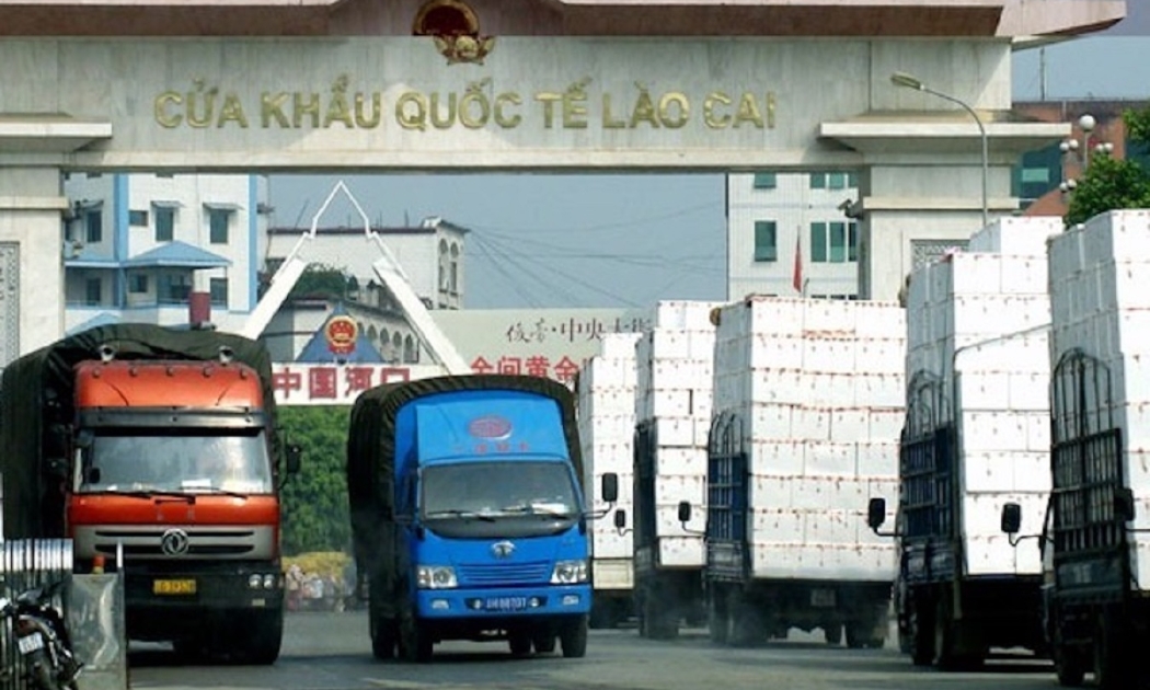 Xuất khẩu hàng hóa qua các cửa khẩu giảm mạnh.