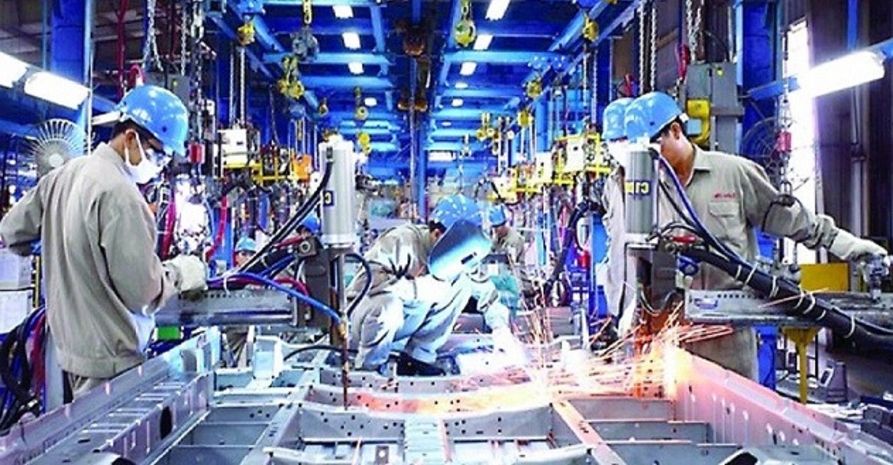 Giá trị tăng thêm ngành công nghiệp tăng 4,45% so với cùng kỳ năm trước.