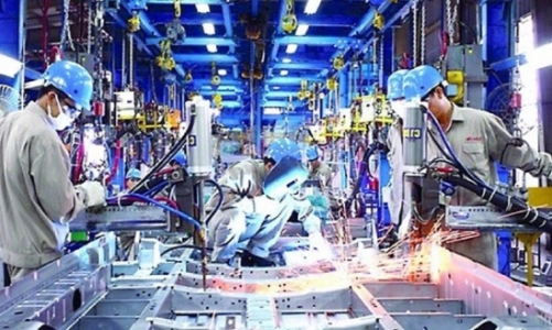 Công nghiệp vẫn tăng trưởng nhờ “lực kéo” của ngành chế biến, chế tạo