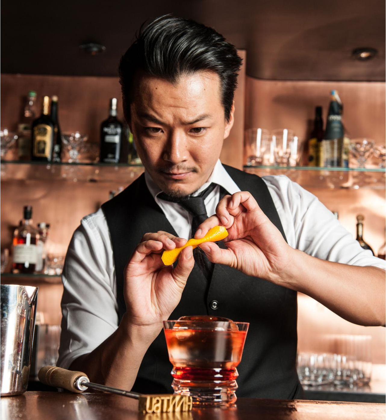 Bartender Shingo Gokan - đại diện ti&ecirc;u biểu nhất của ch&acirc;u &Aacute;.