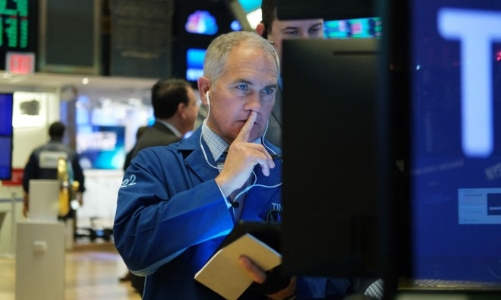 Rủi ro lạm phát, dịch bệnh 