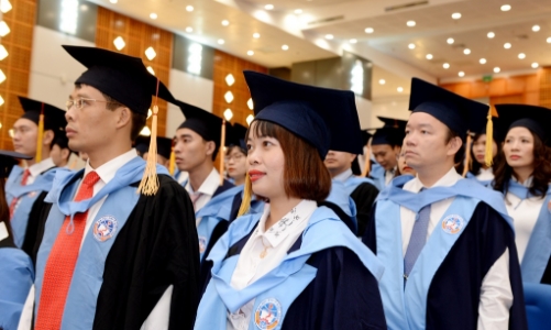 Quy chế đào tạo tiến sĩ: Bất cập quy định không bắt buộc công bố quốc tế 