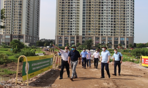 Hà Nội thần tốc xây dựng bệnh viện dã chiến