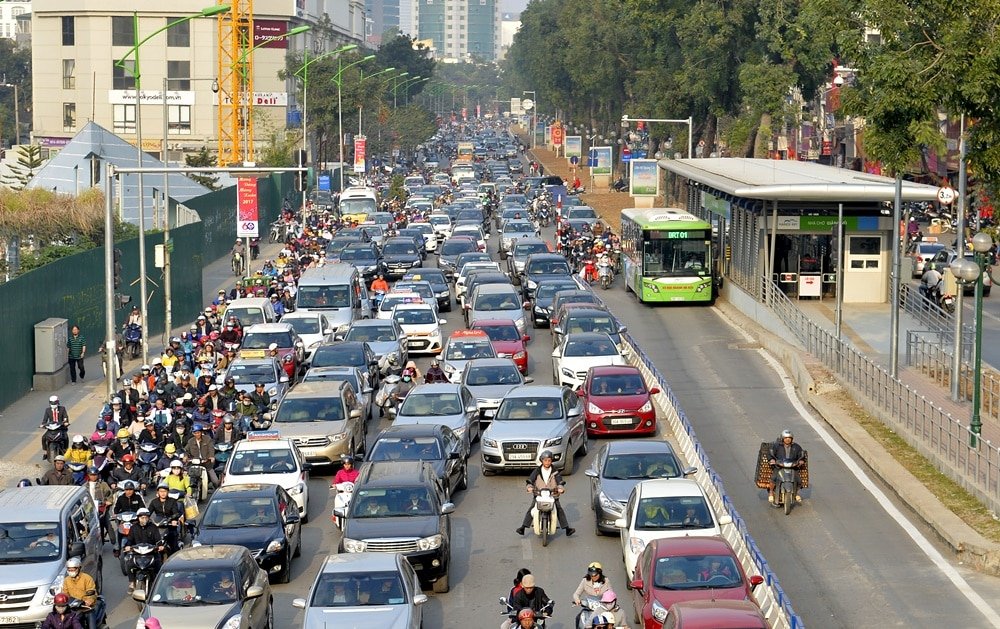 Tuyến buýt nhanh BRT ngàn tỷ: "Ném tiền qua cửa sổ" đầu tư để chạy bằng...  buýt thường - Nhịp sống kinh tế Việt Nam & Thế giới