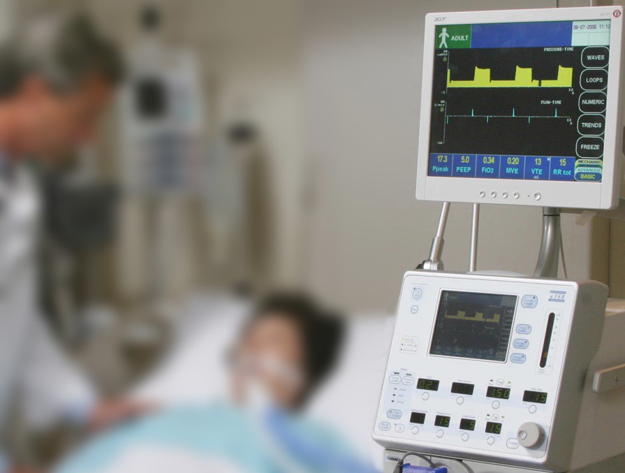 Techcombank hỗ trợ máy thở điều trị bệnh nhân Covid-19 đến các tỉnh phía Nam.