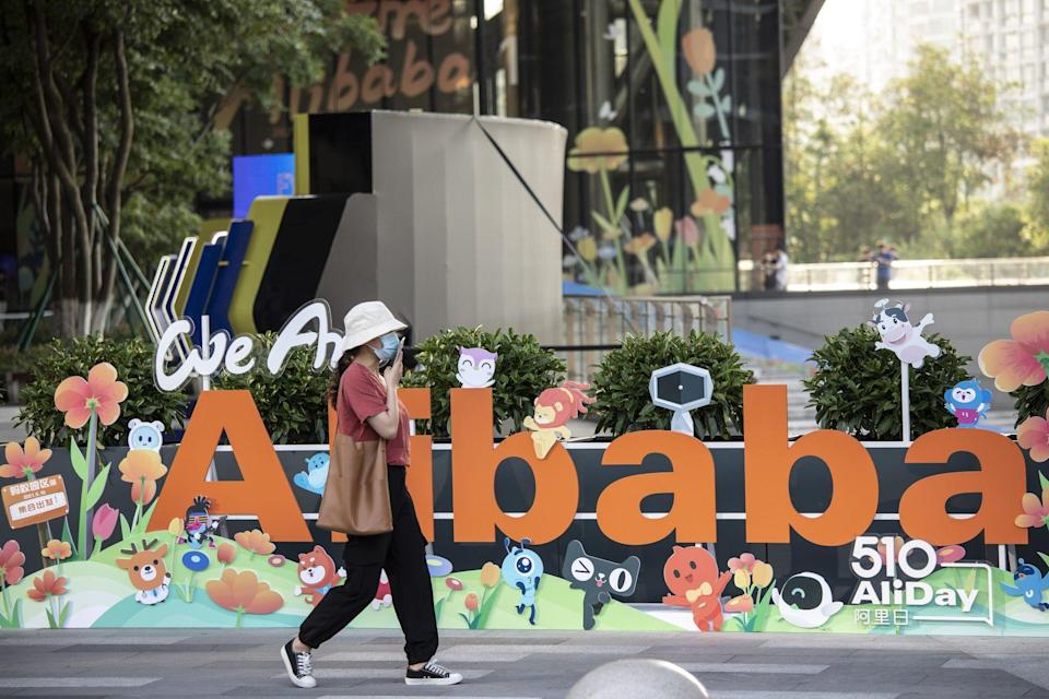 Alibaba chịu nhiều áp lực kể từ cuối năm ngoái, sau khi IPO của công ty liên kết Ant Group bị đình chỉ - Ảnh: Bloomberg