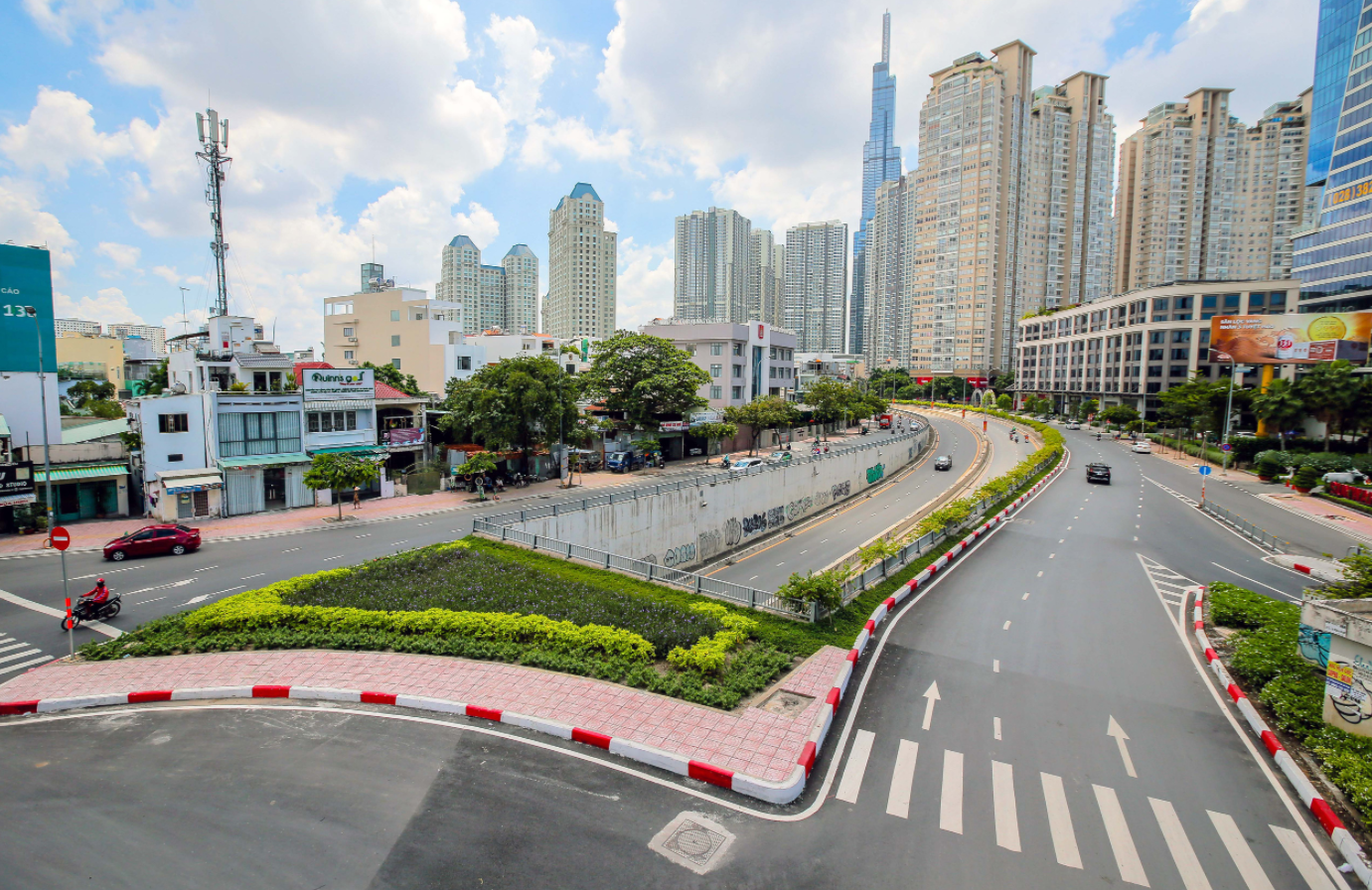 Giãn cách xã hội để chống dịch covid ảnh hưởng đến nhiều lĩnh vực hoạt động sản xuất kinh doanh trong quý 3.