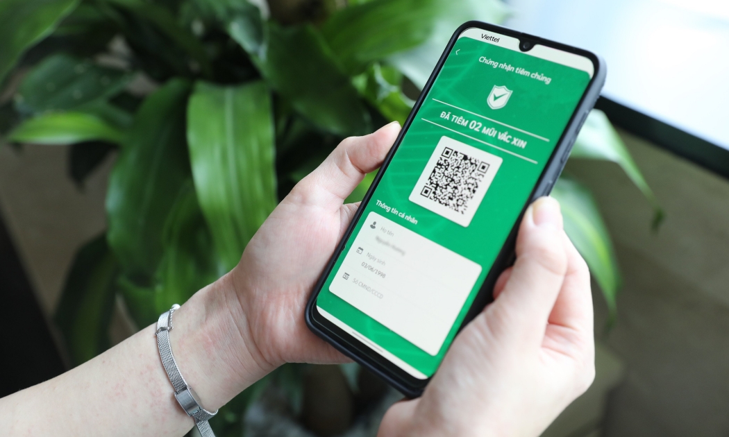 Những người tiêm đủ 2 mũi sẽ có chứng nhận màu xanh