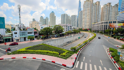 Struggles to continue for businesses in Q3