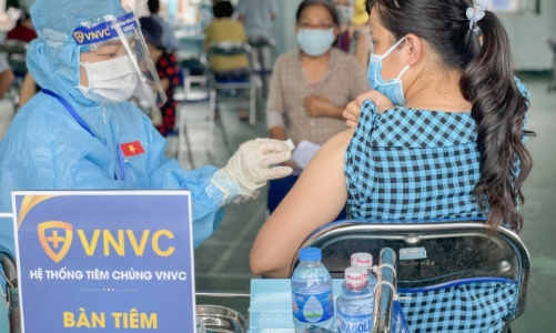 Sáng 8/8: Thêm 4.941 ca nhiễm mới, TP.HCM 1.896 ca, Hà Nội 63 ca